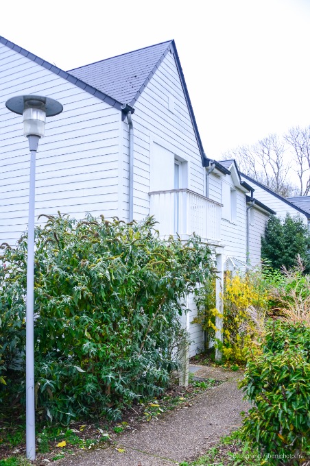 Exemple de maisonnette dans une résidence de vacances Goélia La Pommeraie à Branville en Normandie