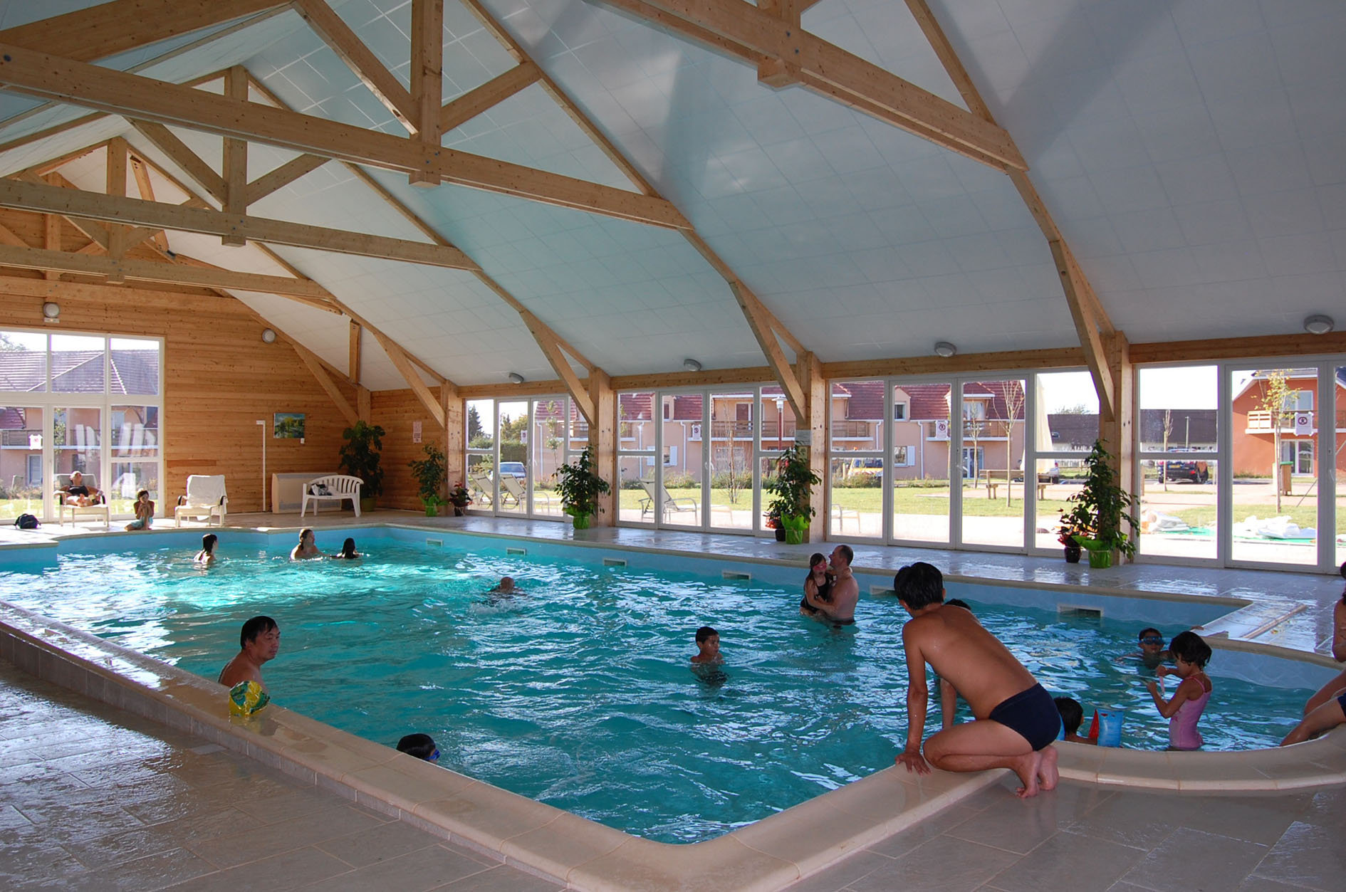 Heated pool, Les portes d'Honfleur Goélia holiday complex