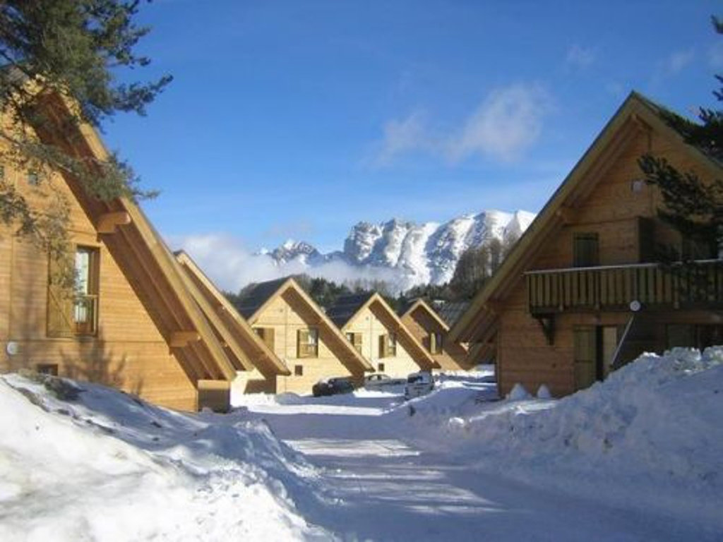 Ex de Chalets - Résidence de vacances Les Flocons du Soleil à La Joue du Loup