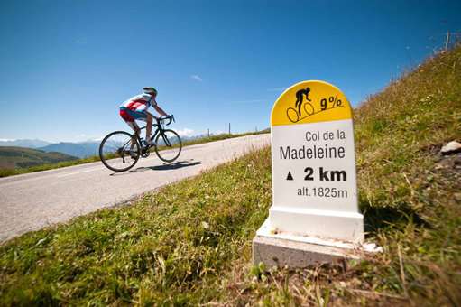 Cycling pass in St François Longchamp near the Goélia residence Cycling pass in St François Longchamp near the Goélia residence