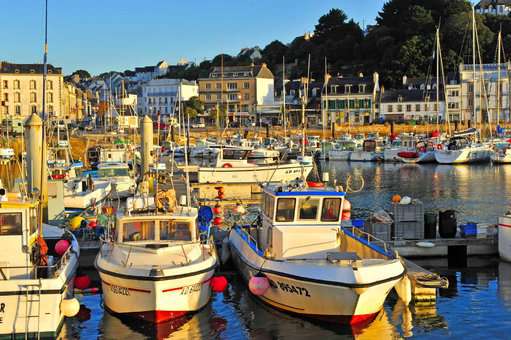 Bateaux sur le port d'Audierne Bateaux sur le port d'Audierne