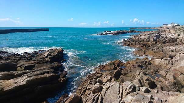 Wild coast in Batz-sur-Mer Wild coast in Batz-sur-Mer