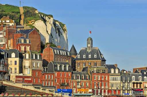 Le Tréport à proximité de Mers les Bains Le Tréport à proximité de Mers les Bains