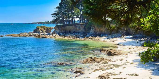 Fine sand beach in Fouesnant in Brittany