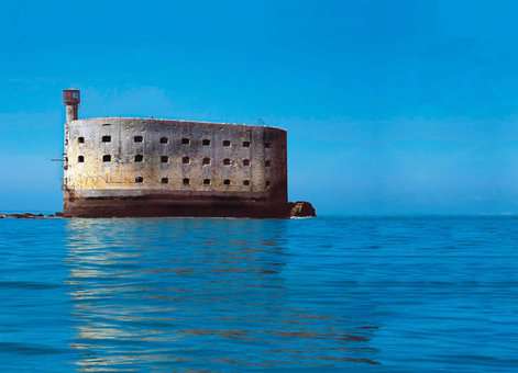 Fort Boyard à proximité d'Oléron © OT Oléron Fort Boyard à proximité d'Oléron © OT Oléron