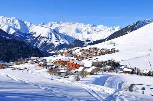 Albiez-Montrond, dans les Alpes du Nord Albiez-Montrond, dans les Alpes du Nord