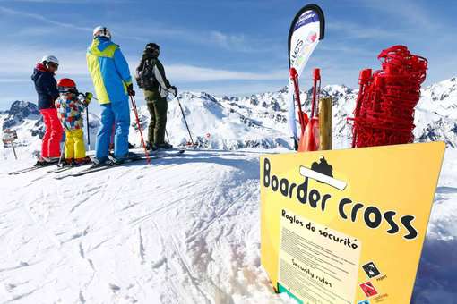 Pistes de ski de la station de La Toussuire dans les Alpes