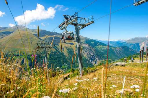 Valloire cable car to access some of the walking activities near the residence