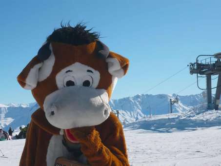 Mascotte de la station de ski de St Sorlin d'Arves dans les Alpes Mascotte de la station de ski de St Sorlin d'Arves dans les Alpes