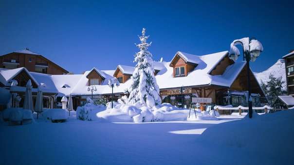 Station de de ski de La Joue du Loup dans les Alpes du Sud