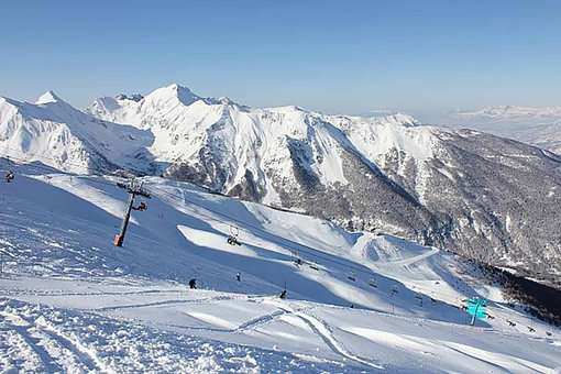 Pistes de ski de la station des Orres dans les Alpes du Sud 