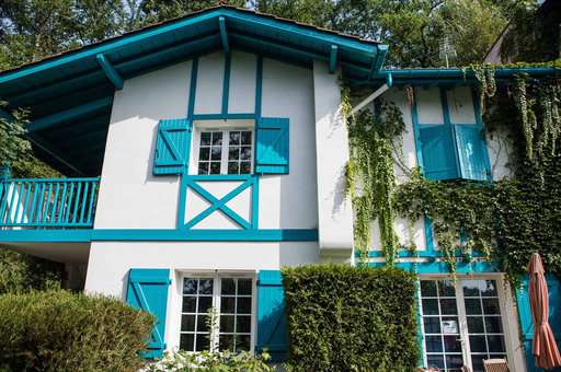 Le village de La Bastide Clairence à proximité d'Espelette Le village de La Bastide Clairence à proximité d'Espelette