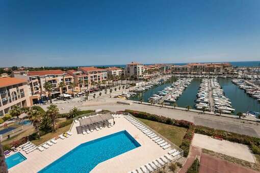 Résidence de Port Argelès avec piscine extérieure à Argelès