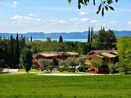 La résidence de vacances Poiano Resort à Garda, proche du Lac de Garde, en Italie