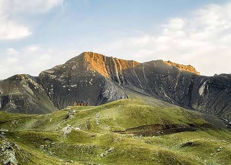 Paysage dans la région d'Orcières, dans les Hautes-Alpes Paysage dans la région d'Orcières, dans les Hautes-Alpes