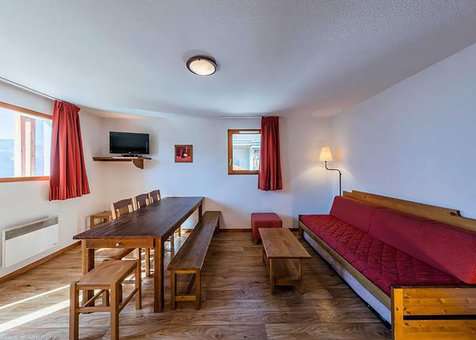 Exemple de salon d'un appartement 3 pièces 10 personnes de la résidence de vacances Etoiles d'Orion à Orcières, dans les Hautes-Alpes