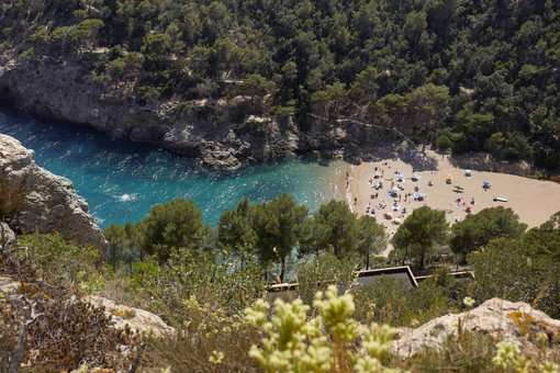 Plage à proximité du camping Pola Giverola Camp à Tossa de Mar en Espagne, sur la Costa Brava