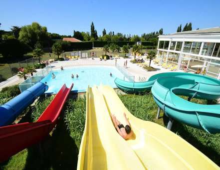 Espace aquatique du Camping Club Les Amiaux à St Jean de Monts