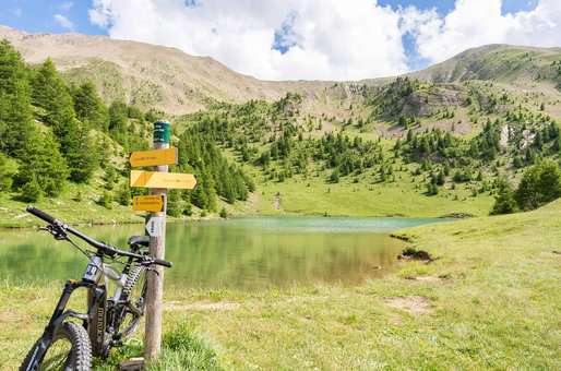 Exemple d'activités aux Orres : Vélos dans les Alpes du Sud