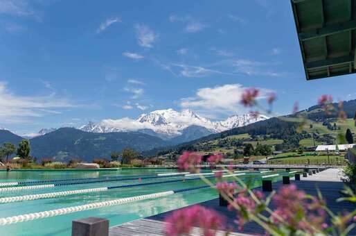 The Combloux biotope lake near the Les Chalets des pistes holiday residence in Combloux - credit photos : Lise Leleu The Combloux biotope lake near the Les Chalets des pistes holiday residence in Combloux - credit photos : Lise Leleu