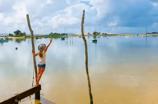 The oyster farming area for the Arcachon basin
