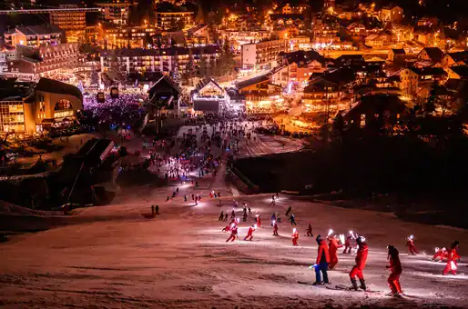 Descente aux flambeaux à Serre-Chevalier ©OT Serre-chevalier vallée de Briançon