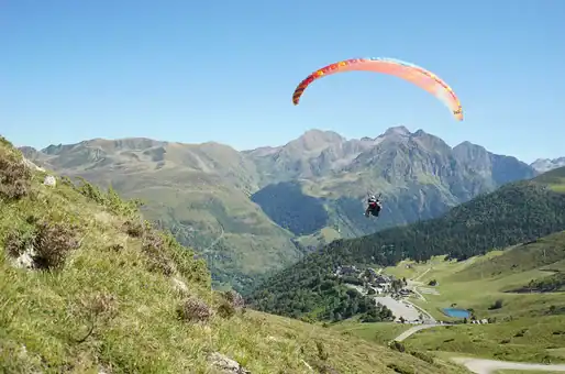 Parapente à Loudenvielle © OT Loudenvielle