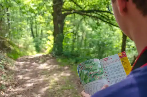 Randonnee PR10 Entraygues-sur-Truyere-© M. Hennessy - Aveyron 