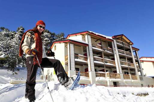 Extérieur de la résidence de vacances Goélia Le Domaine de Castella à Font-Romeu