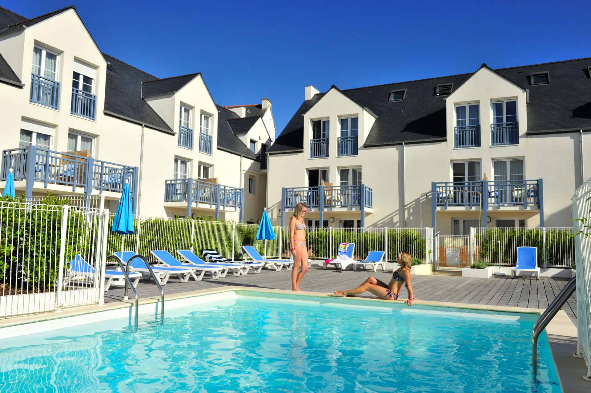 Piscine extérieure de la résidence de tourisme Goélia An Douar à Audierne