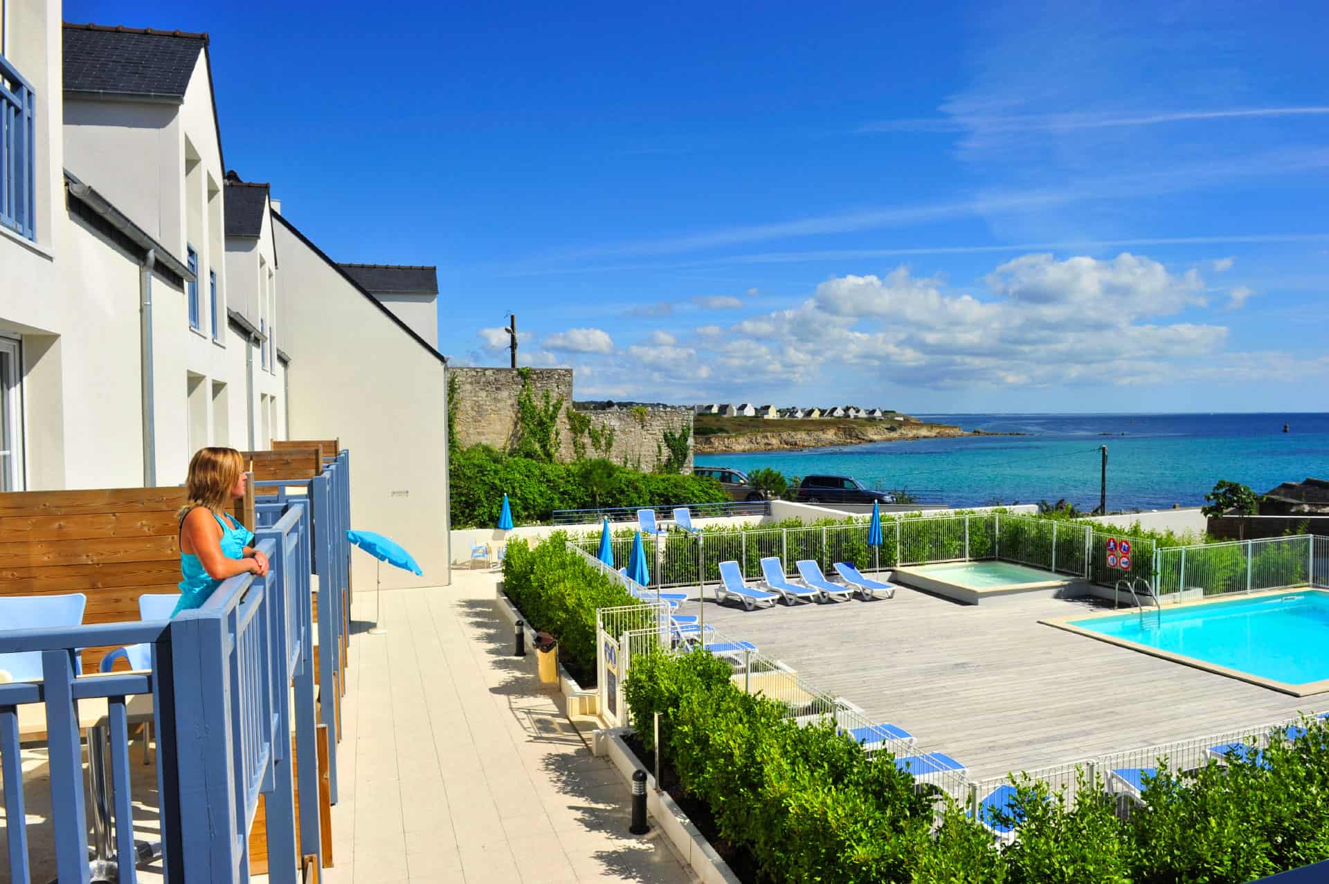 Extérieur et balcons de la résidence de vacances Goélia An Douar à Audierne Extérieur et balcons de la résidence de vacances Goélia An Douar à Audierne