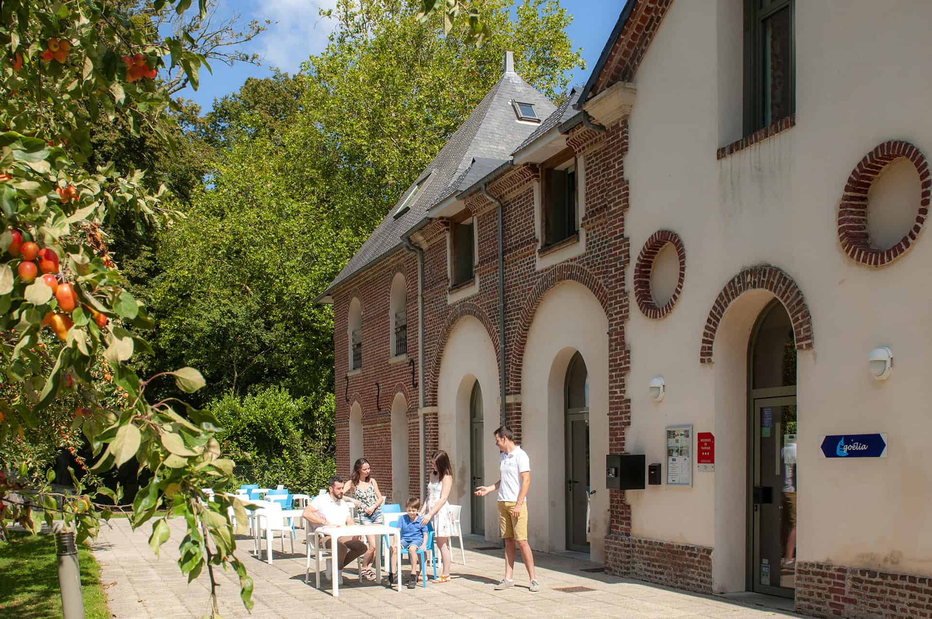 Parc de la résidence Goélia du Parc à Gonneville sur Honfleur Parc de la résidence Goélia du Parc à Gonneville sur Honfleur