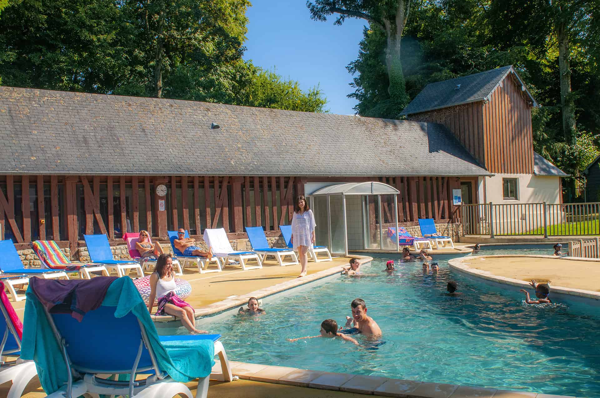 Piscine Goélia de la résidence du Parc à Gonneville sur Honfleur Piscine Goélia de la résidence du Parc à Gonneville sur Honfleur