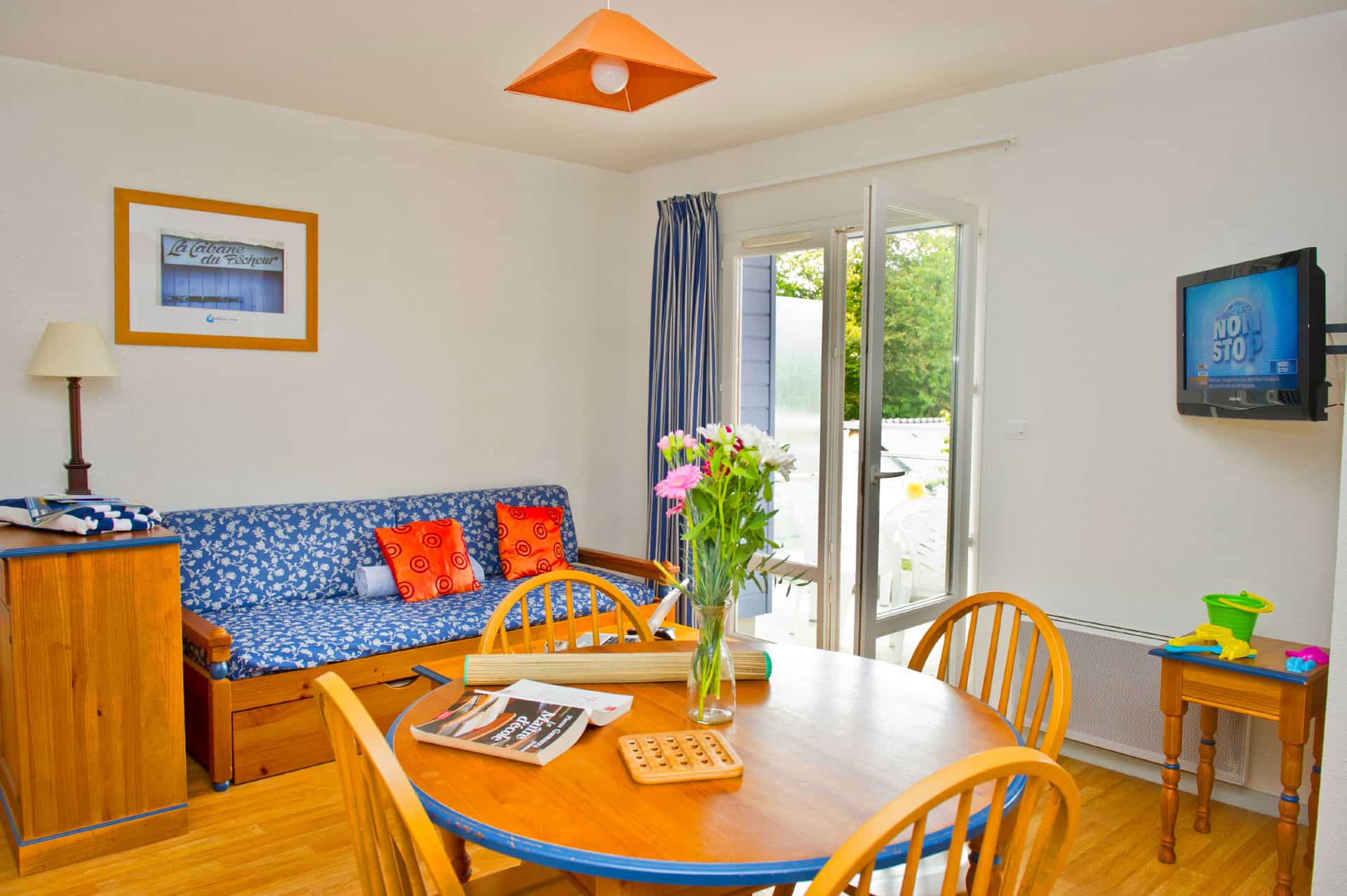 Salon d'un appartement de la résidence de vacances Goélia Résidence du Golf à Carantec Salon d'un appartement de la résidence de vacances Goélia Résidence du Golf à Carantec