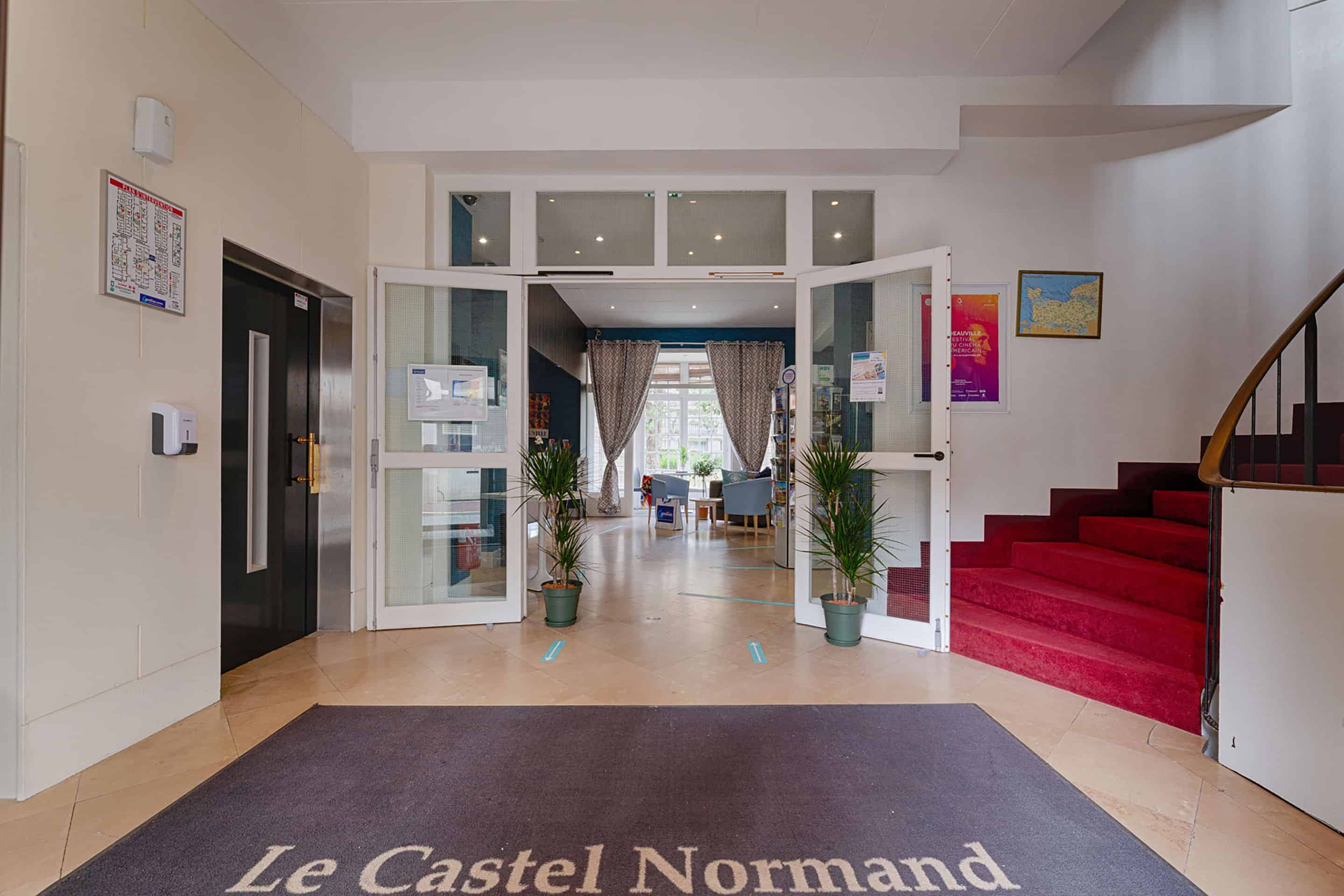 Reception of the Goélia Le Castel Normand holiday residence in Deauville Reception of the Goélia Le Castel Normand holiday residence in Deauville
