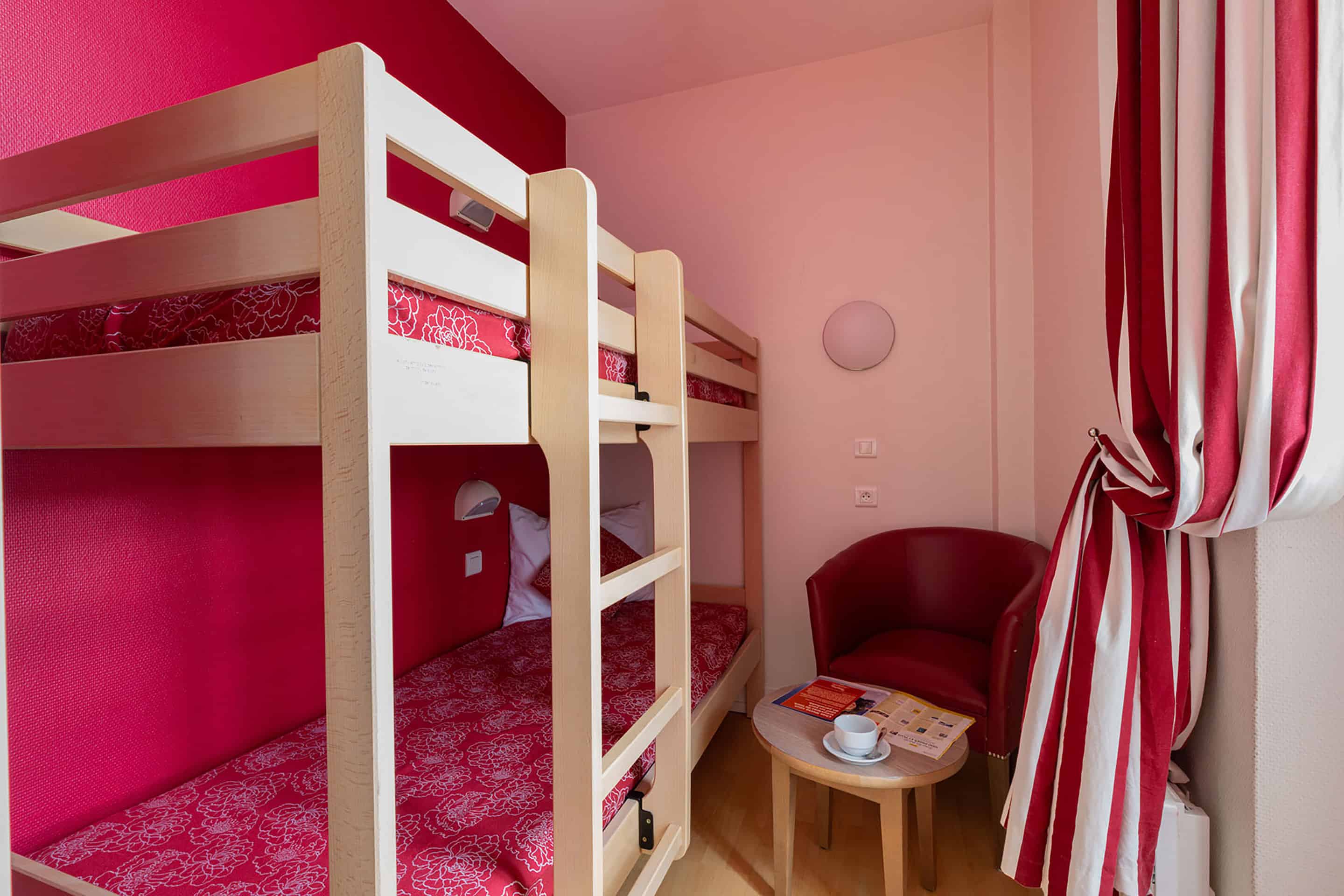 Bunk beds at the Goélia Le Castel Normand holiday residence in Deauville Bunk beds at the Goélia Le Castel Normand holiday residence in Deauville