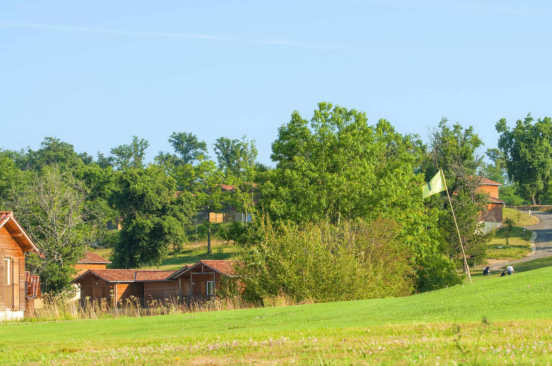 La résidence de vacances Goélia Les Maisons du Golf d'Armagnac à proximité immédiate du Golf La résidence de vacances Goélia Les Maisons du Golf d'Armagnac à proximité immédiate du Golf