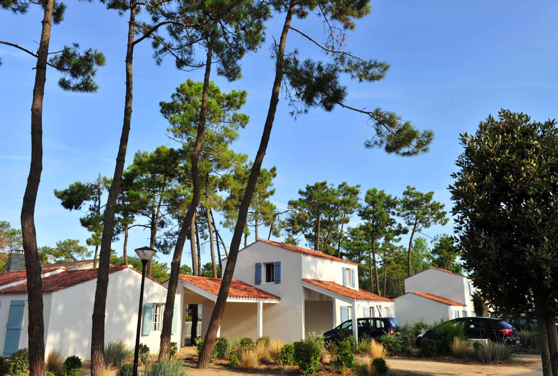 Exterior of the holiday residence Goélia Le Domaine des Oyats in the pine forest in Longeville-sur-Mer Exterior of the holiday residence Goélia Le Domaine des Oyats in the pine forest in Longeville-sur-Mer