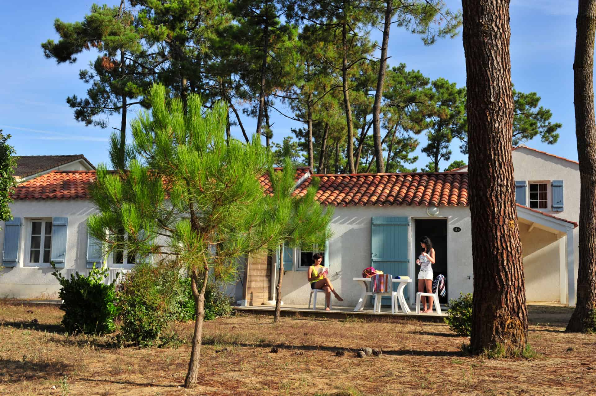 Exterior of the holiday residence Goélia Le Domaine des Oyats in the pine forest in Longeville-sur-Mer Exterior of the holiday residence Goélia Le Domaine des Oyats in the pine forest in Longeville-sur-Mer