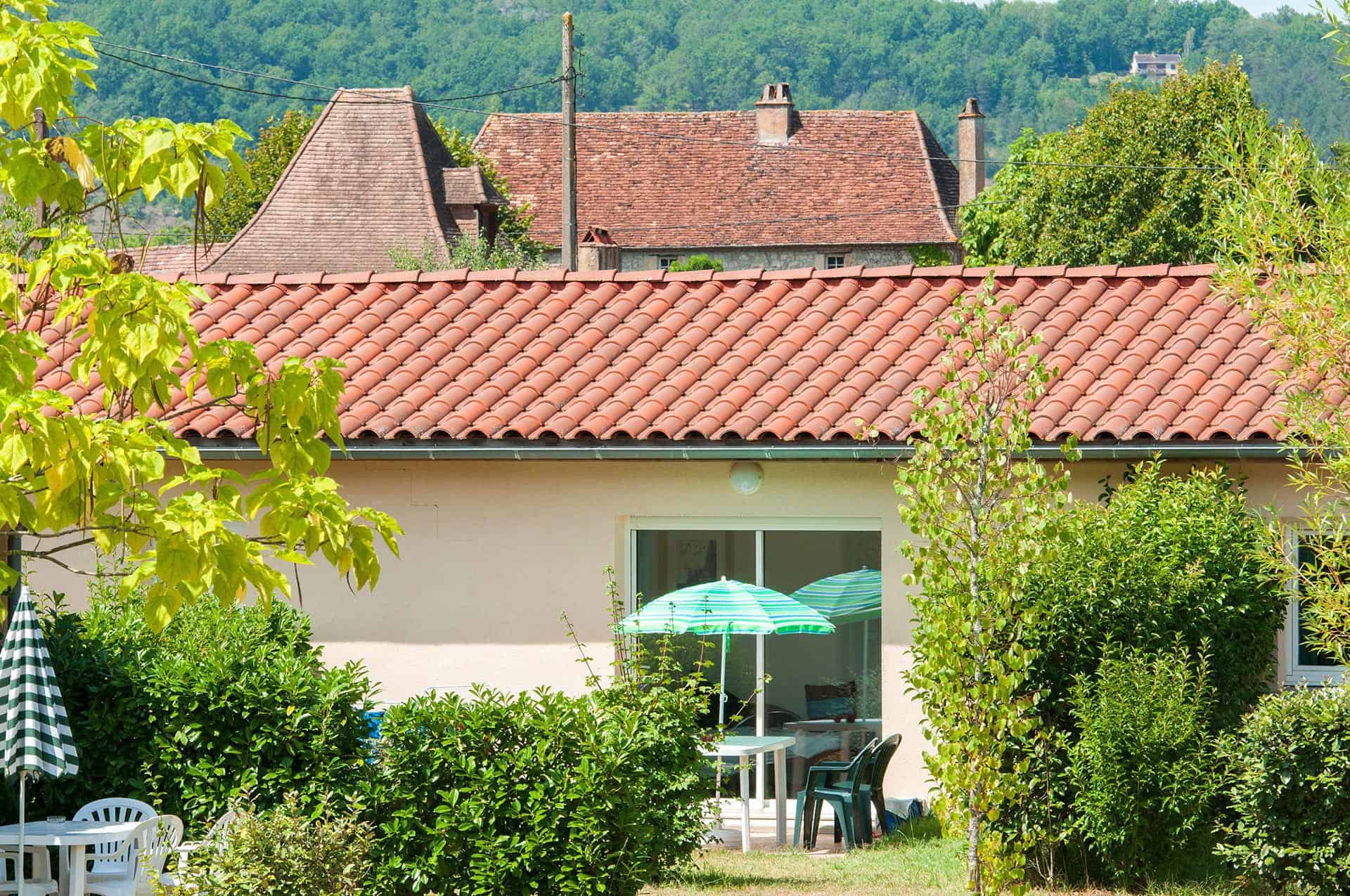 Exemple de cottage de la résidence de vacances Goélia Le Hameau de la Vézère au Bugue Exemple de cottage de la résidence de vacances Goélia Le Hameau de la Vézère au Bugue