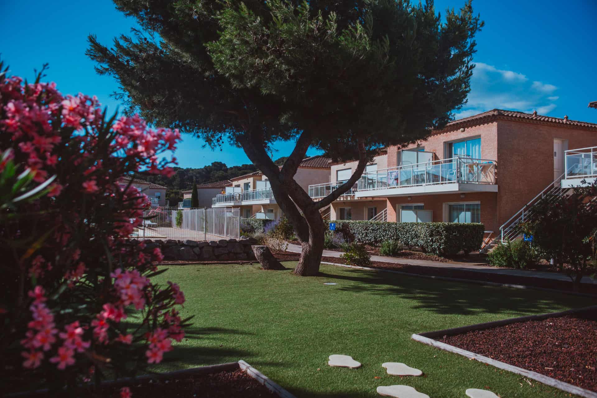La résidence de vacances Les Jardins de Phoebus à Gruissan, Occitanie La résidence de vacances Les Jardins de Phoebus à Gruissan, Occitanie