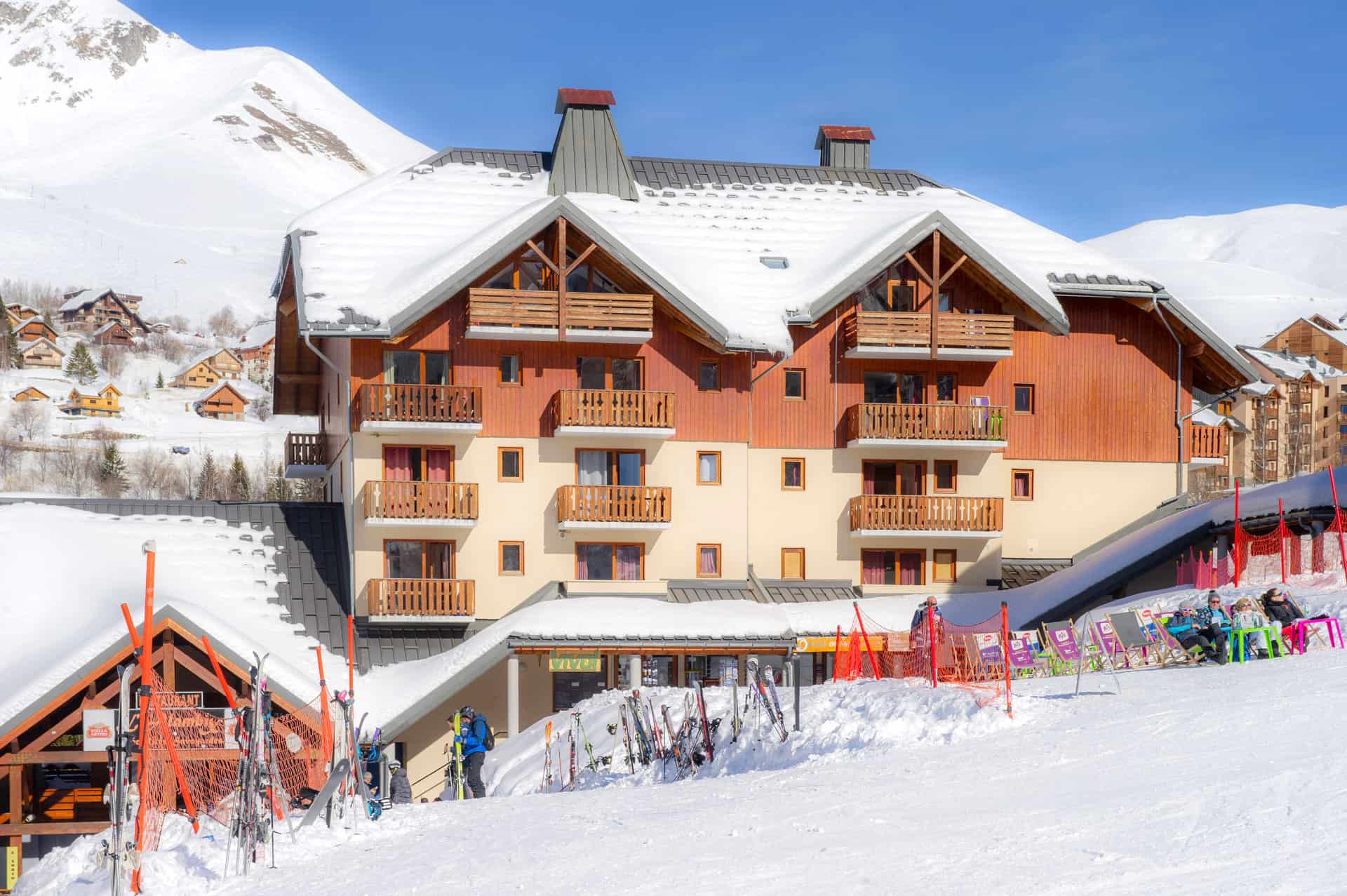 Résidence de vacances Goélia Le Rond Point des Pistes à St François Longchamp dans les Alpes Résidence de vacances Goélia Le Rond Point des Pistes à St François Longchamp dans les Alpes