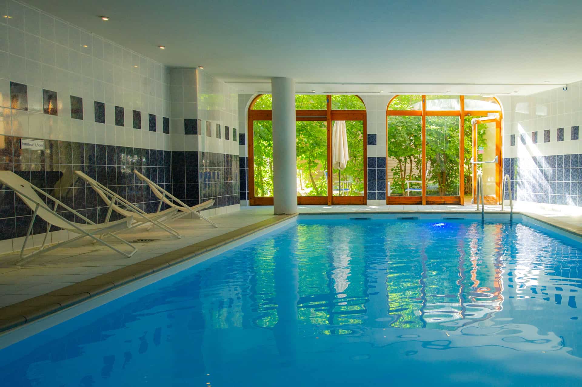 Indoor heated swimming pool at the Le Blanchot holiday residence in Pralognan-la-Vanoise, in the Northern Alps Indoor heated swimming pool at the Le Blanchot holiday residence in Pralognan-la-Vanoise, in the Northern Alps