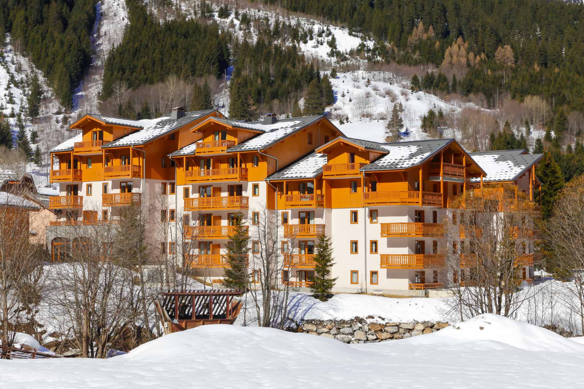 Exterior view of the Le Blanchot holiday residence in Pralognan-la-Vanoise, in the Northern Alps Exterior view of the Le Blanchot holiday residence in Pralognan-la-Vanoise, in the Northern Alps