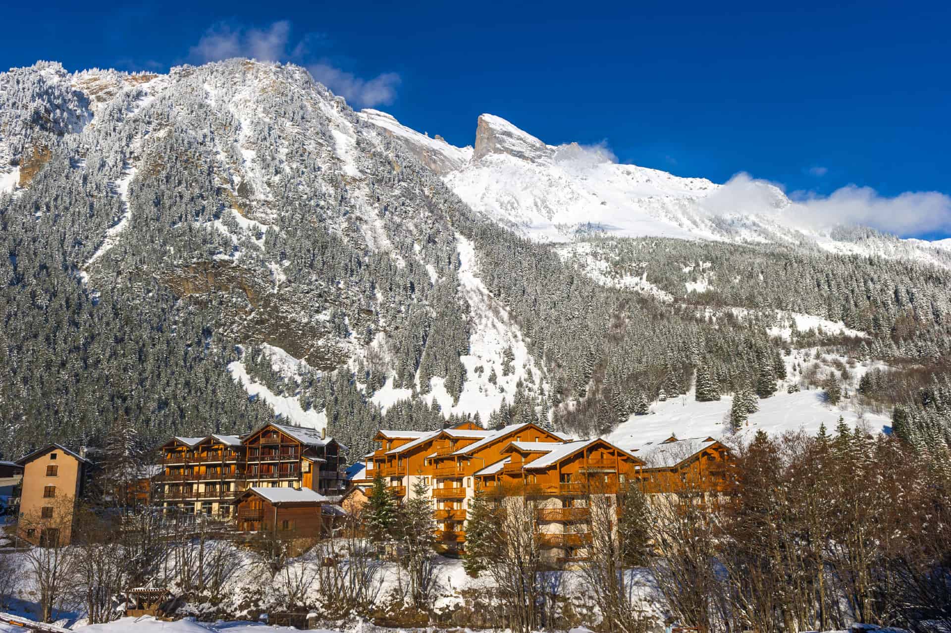 Exterior view of the Le Blanchot holiday residence in Pralognan-la-Vanoise, in the Northern Alps Exterior view of the Le Blanchot holiday residence in Pralognan-la-Vanoise, in the Northern Alps