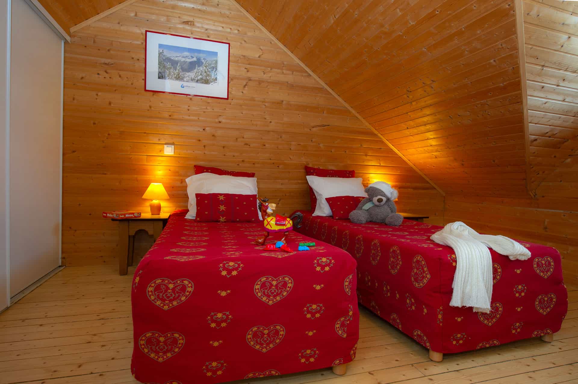 Exemple de chambre avec lits simples dans la résidence de vacances Goélia Le Village Gaulois à St François Longchamp Exemple de chambre avec lits simples dans la résidence de vacances Goélia Le Village Gaulois à St François Longchamp