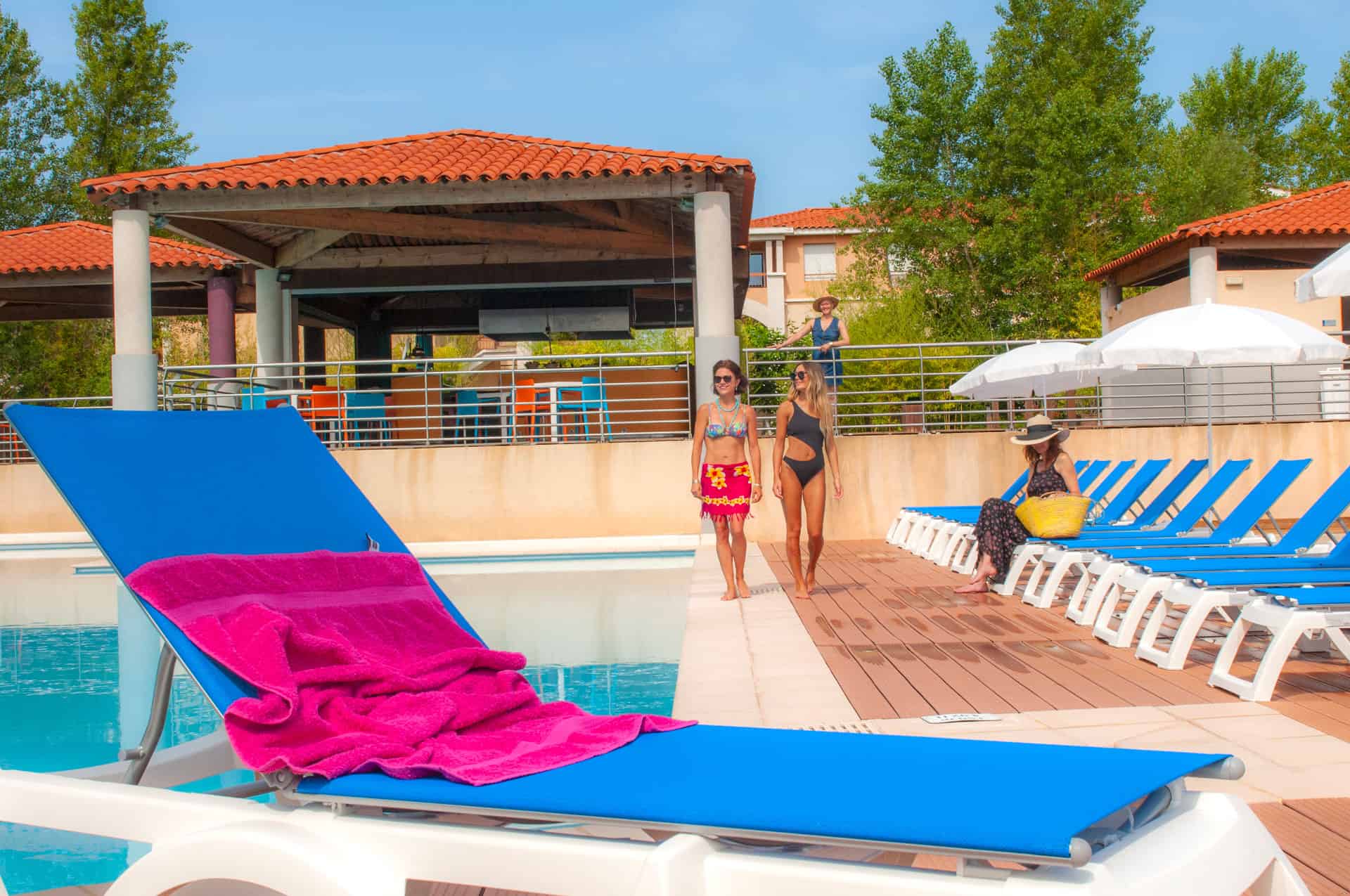 Piscine extérieure chauffée de la résidence de vacances Goélia Mandelieu Riviera Resort à Mandelieu La Napoule Piscine extérieure chauffée de la résidence de vacances Goélia Mandelieu Riviera Resort à Mandelieu La Napoule