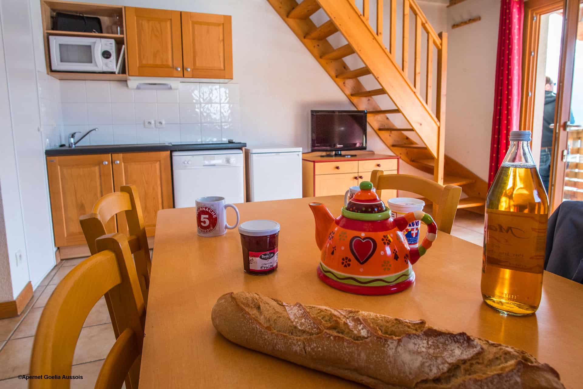 Exemple d'intérieur de la résidence de vacances Les Flocons d'Argent à Aussois, dans les Alpes du Nord © A. Pernet Exemple d'intérieur de la résidence de vacances Les Flocons d'Argent à Aussois, dans les Alpes du Nord © A. Pernet