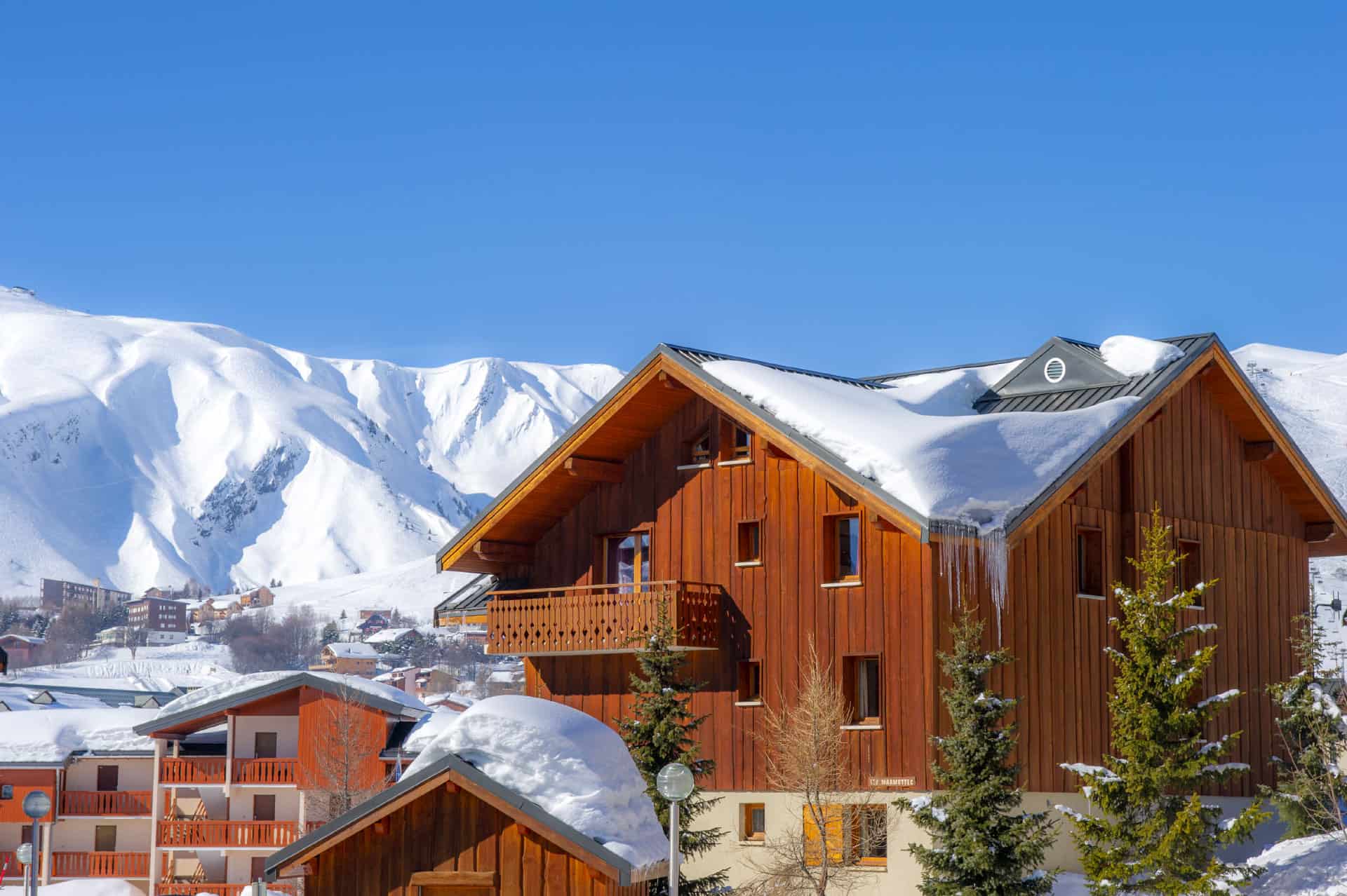 Résidence de vacances Goélia Les Chalets de La Toussuire à La Toussuire dans les Alpes Résidence de vacances Goélia Les Chalets de La Toussuire à La Toussuire dans les Alpes