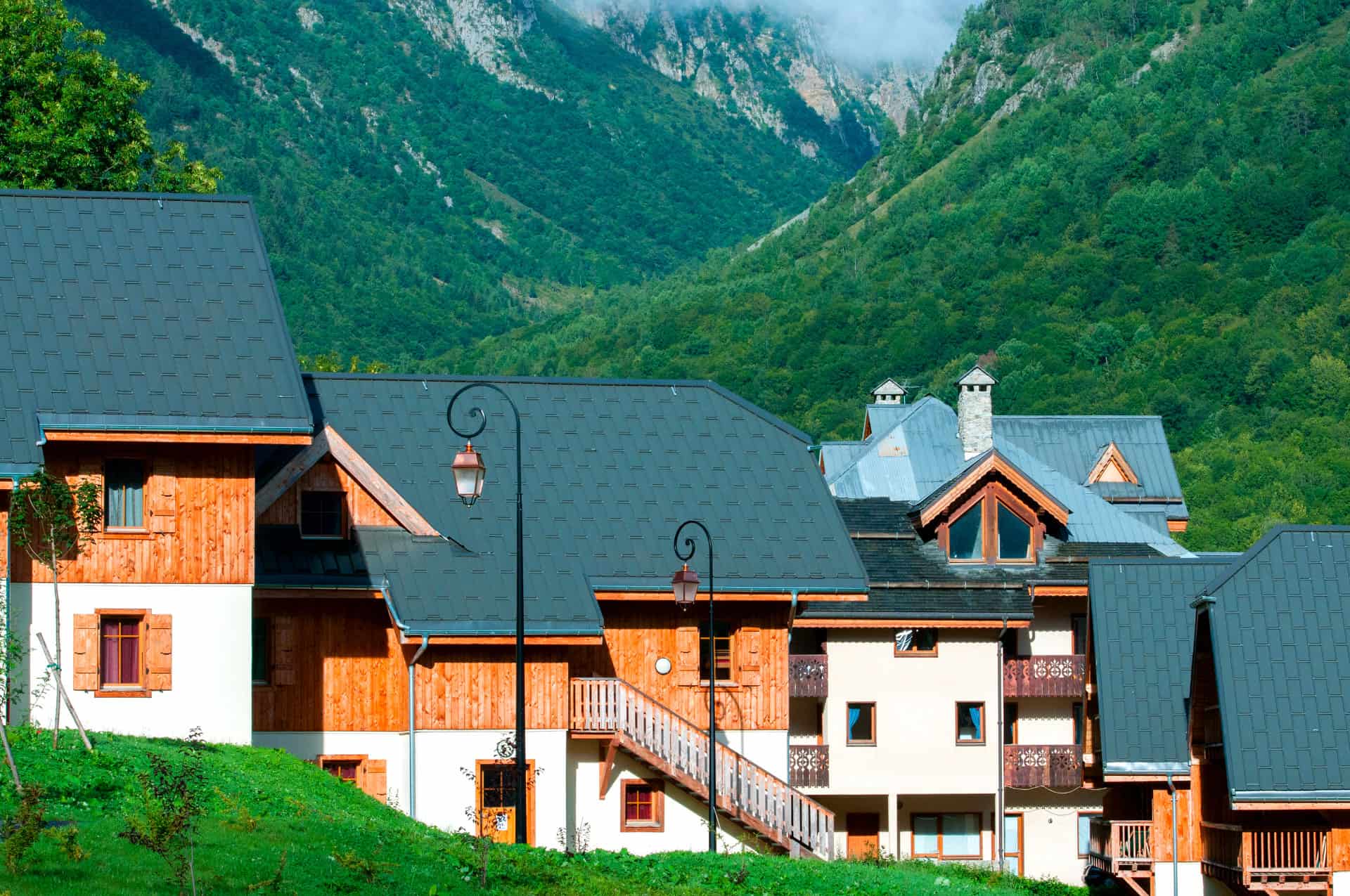 Vacation residence Goélia Les Chalets de Belledonne in St Colomban Les Sybelles Vacation residence Goélia Les Chalets de Belledonne in St Colomban Les Sybelles